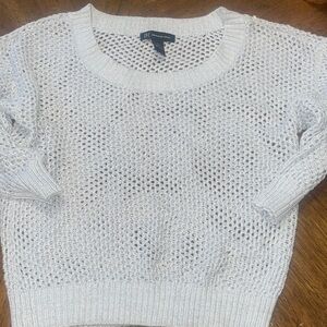 Mesh like sweater